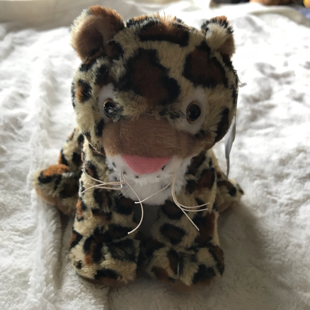 Teddy Mountain plush Cheetah